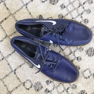 Nike SB Dunk Low Stefan Jankowski Sneakers